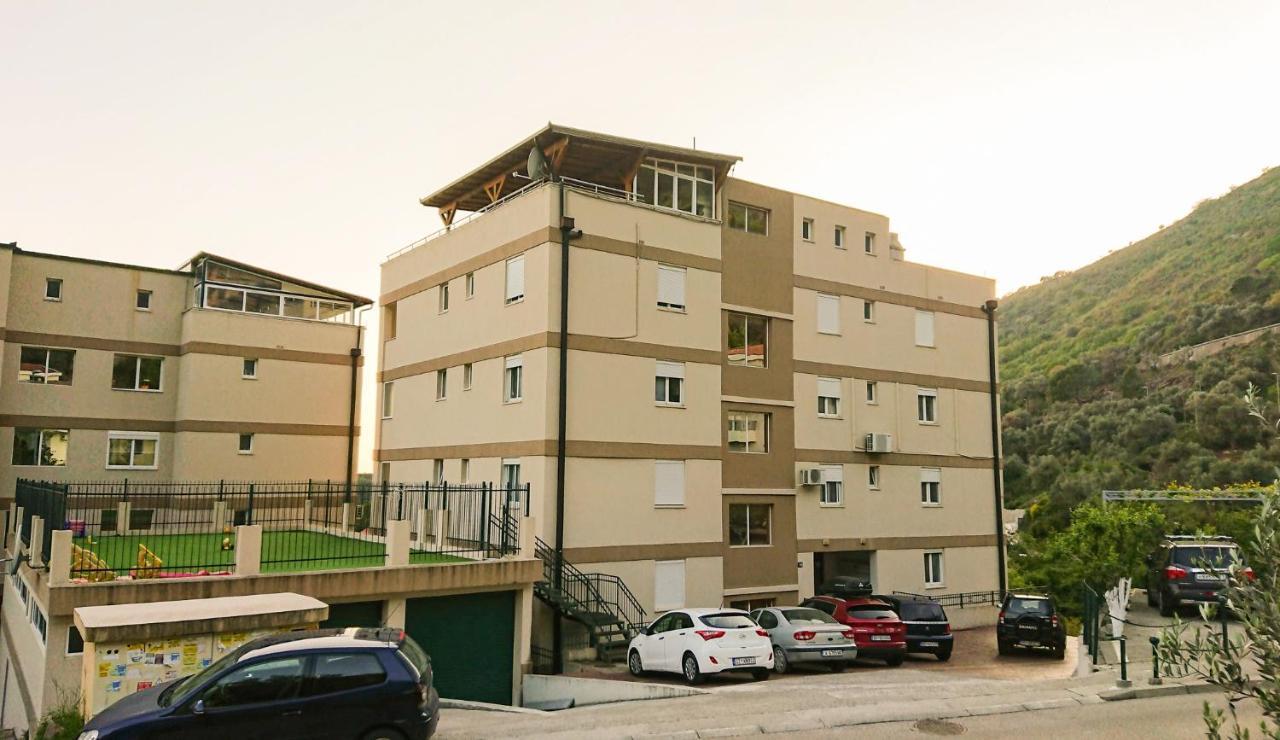 Apartment Green House Petrovac المظهر الخارجي الصورة